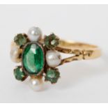 A Victorian emerald and pearl dress ring,