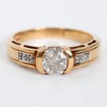 A diamond ring, the principal stone of approximately 1ct, with two small diamonds to each shoulder,