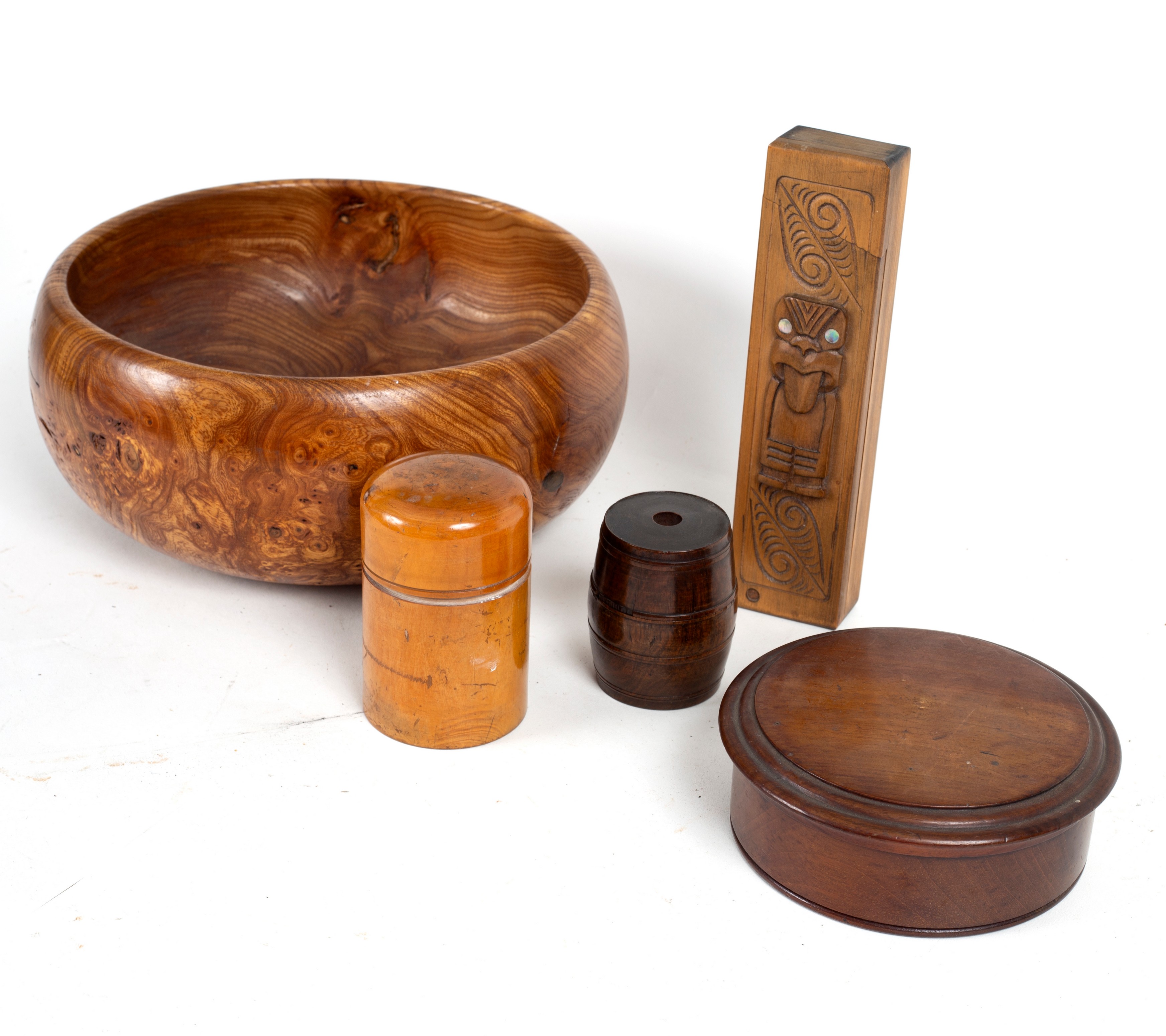 A turned burr wood bowl, a boxwood cased glass jar, a barrel form box etc. - Bild 2 aus 2