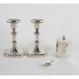 A pair of 18th Century style silver candlesticks, Sheffield 1922, weighted, 16cm high,