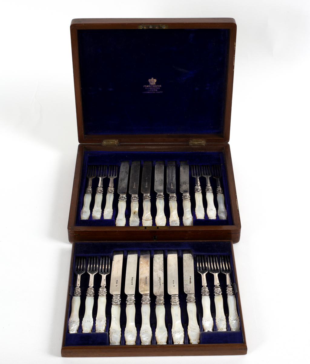 Twelve pairs of silver dessert knives and forks, Richard Martin and Ebenezer Hall, Sheffield 1891,