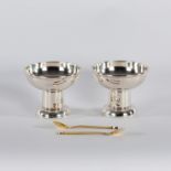 A pair of silver pedestal salts, R N F, London 1987, 8.