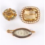 A citrine and pearl brooch, of oblong form, 3cm x 2.