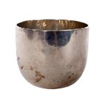 An Irish silver tumbler cup, Dublin 1795, IE, of plain form, 7.