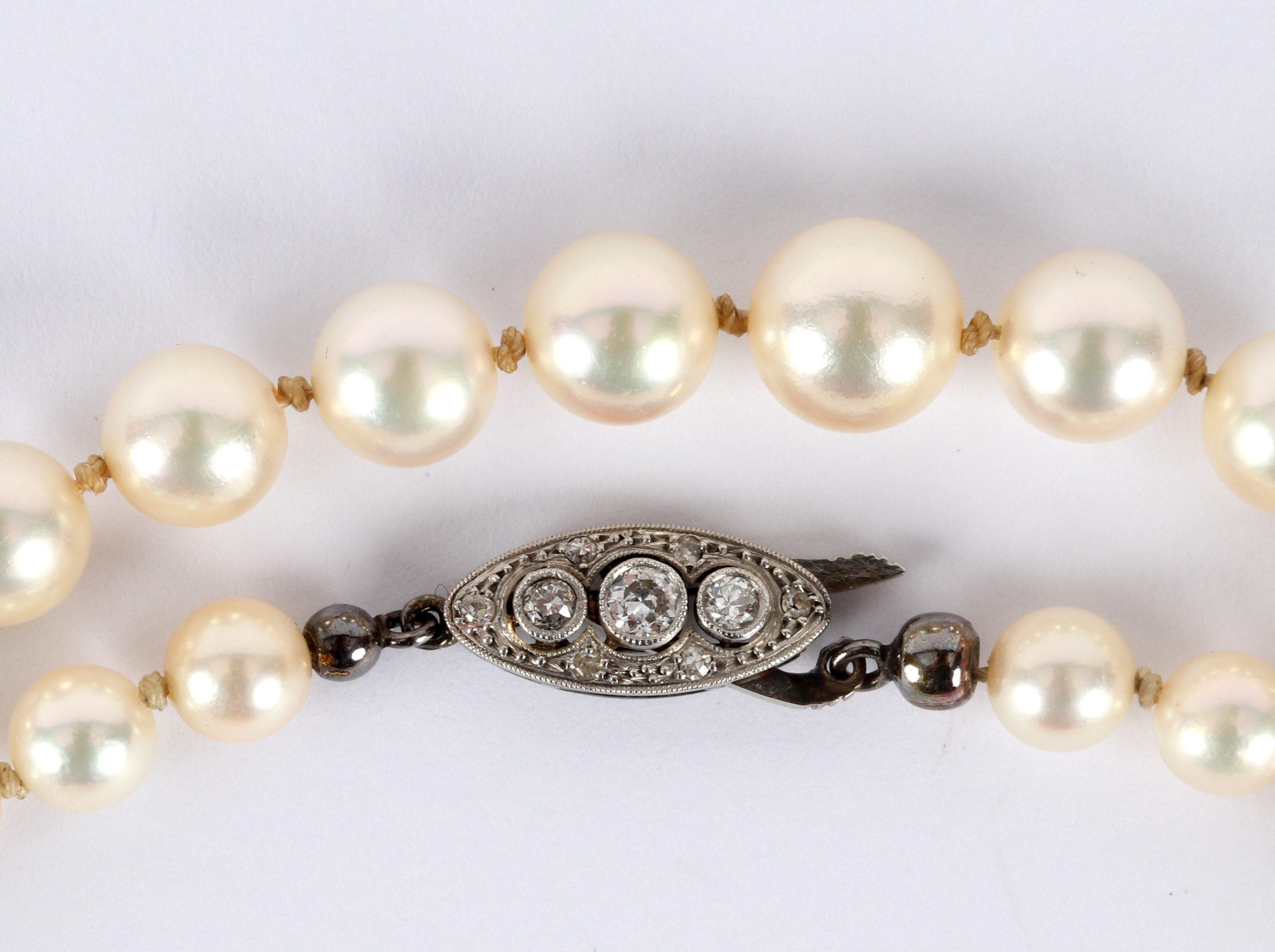 A single row of sixty-five graduated cultured pearls, 6mm to 9mm, - Image 7 of 7