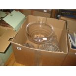 A collection of glassware (1 box).