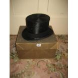 A gentleman's Austin Reed top hat (boxed).