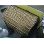 LARGE WICKER DOG CARRIER