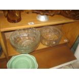 3 GLASS BOWLS (CONTENTS OF SHELF)