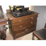 OAK DRESSING CHEST