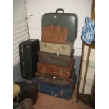 COLLECTION OF VINTAGE LUGGAGE (9)