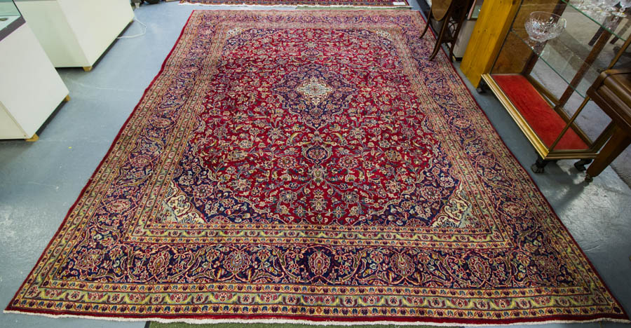 PERSIAN TABRIZ RUG 380 X 295CM