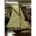 MODEL SAILING SHIP "COLUMBIA"