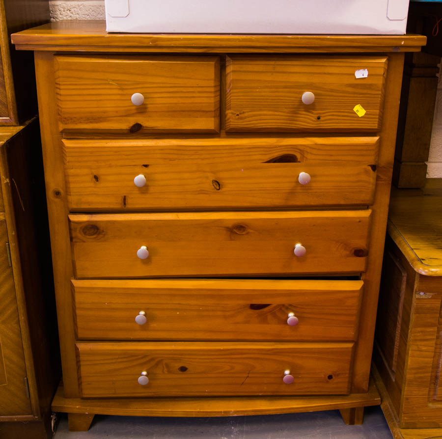 PINE CHEST, LIFT TOP BOX, - Image 2 of 3