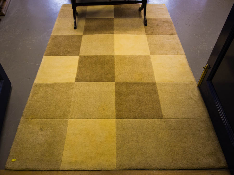 CREAM RUG