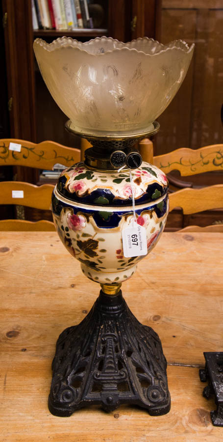 OIL LAMP WITH PORCELAIN BOWL