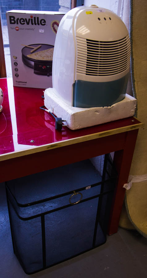 DEHUMIDIFIER,