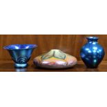 (lot of 3) Art glass vessel group, consisting of a bud vase, having a pulled feather motif, an