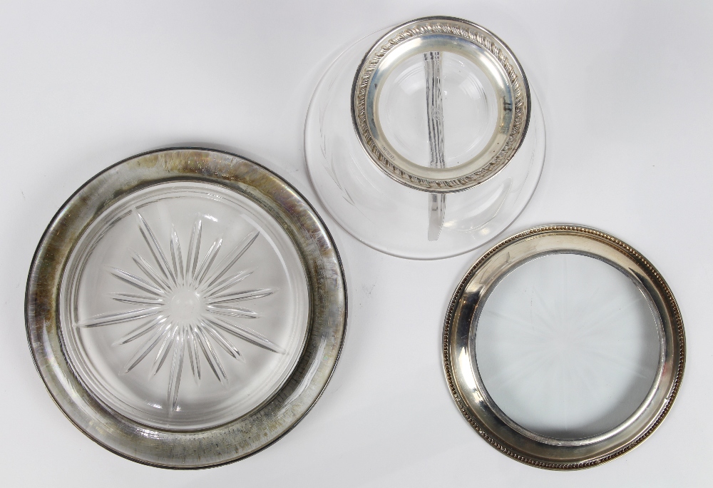 (lot of 3) American sterling silver and glass table article group, consisting of two coasters, one - Image 4 of 6