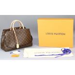Louis Vuitton Montaigne MM handbag with original box and dustbag, with shoulder strap, in as new