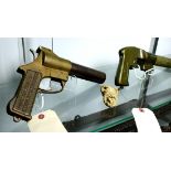 (lot of 2) Multi-metal flare guns, 20th Century, including an example by International Flare