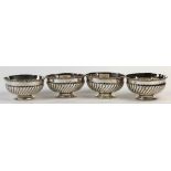 (lot of 4) Mexican silver bowls, mid-20th Century, each having a beaded rim, gadrooning bowl and
