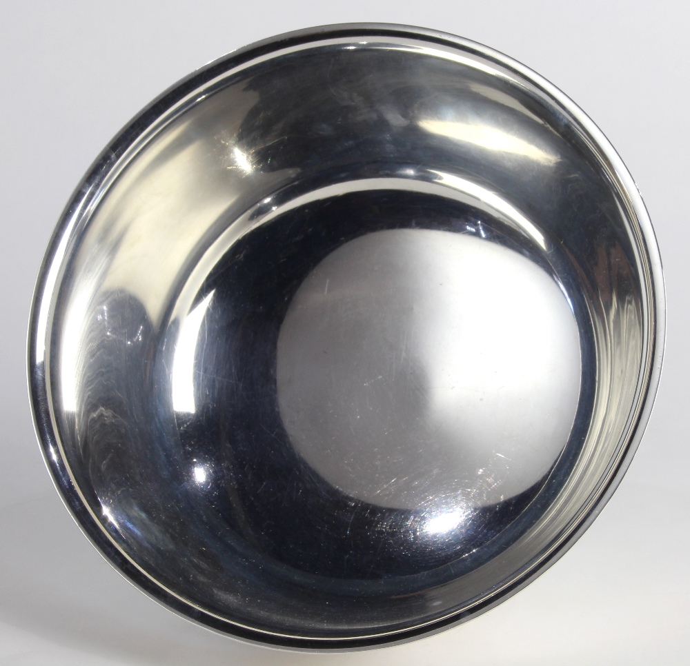 M. Fred Hirsch Co. sterling silver "1768 Paul Revere" reproduction bowl, the tapering round form - Image 2 of 3