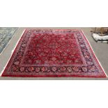 Persian Sarouk carpet, 7'7" x 7'10"