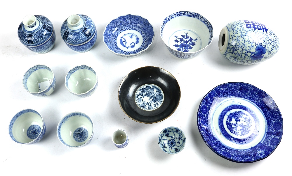 (lot of 13) Japanese blue-and-white ceramics: three bowls; two sake cups; one transfer dish; four - Image 2 of 7