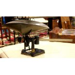 French Mercantile balance scale, circa 1880-1910, mercantile counter balance scales were used to