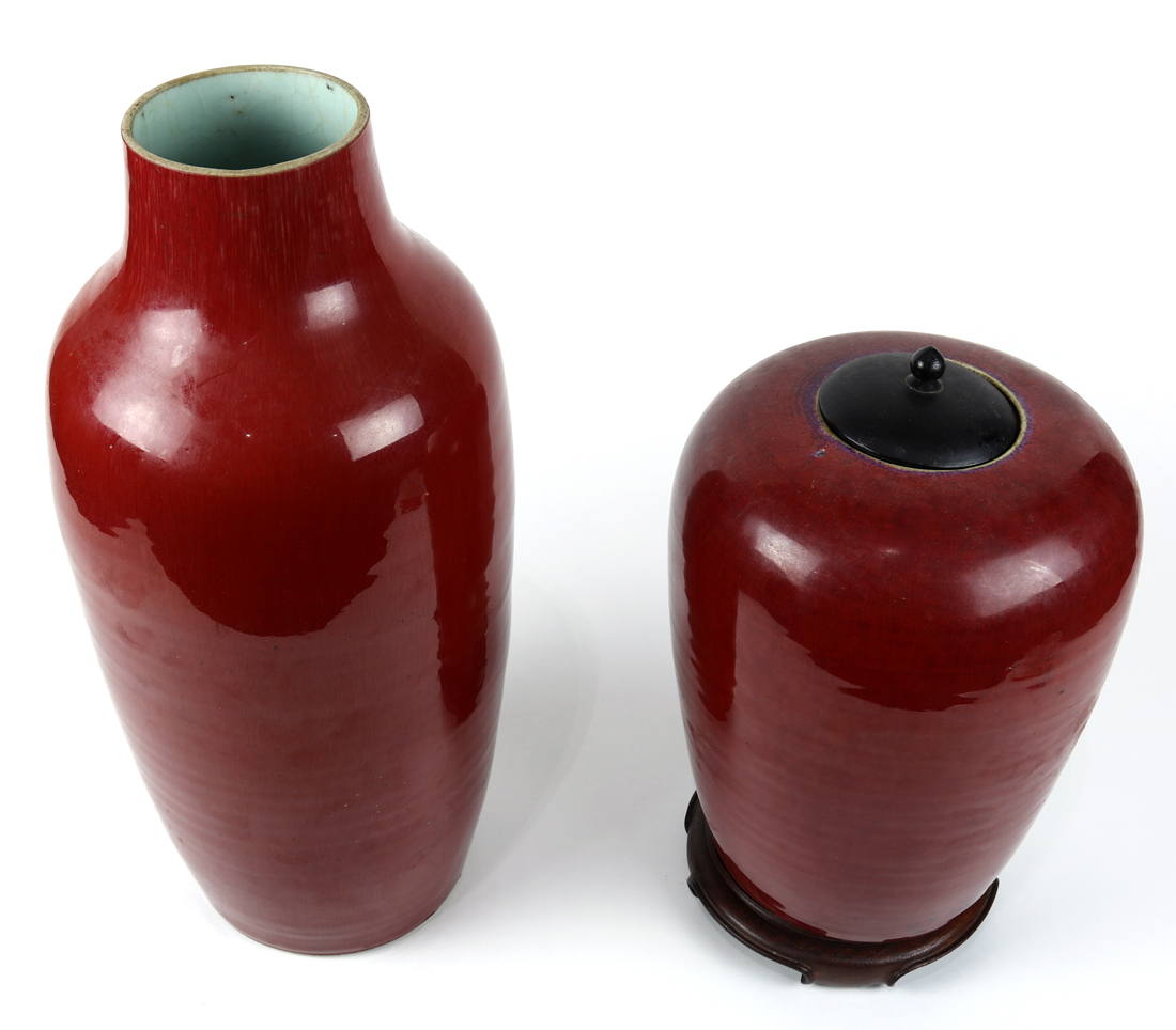 (lot of 2) Chinese ox blood glazed porcelain: first a tapering ovoid jar, with wood lid and stand; - Image 3 of 4