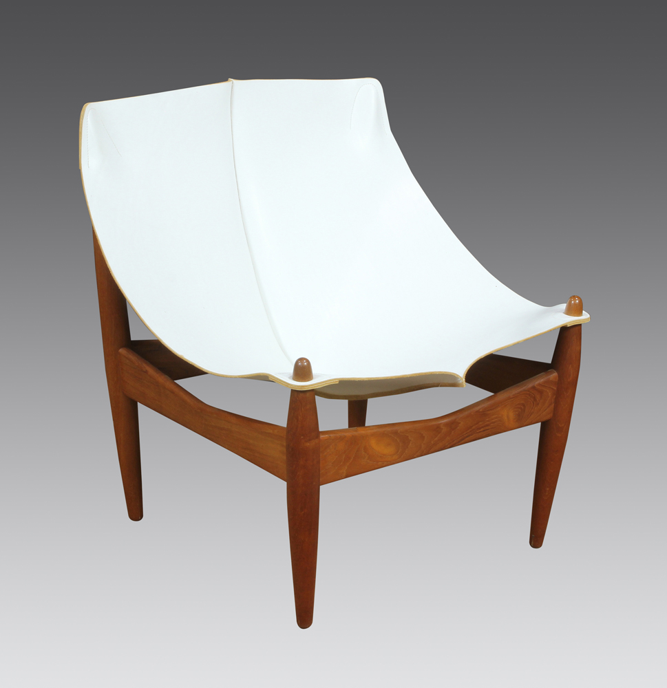 Rare Illum Wikkelso for CF Christensen Model #272 chair and ottoman, Denmark circa 1960, executed in - Image 4 of 11