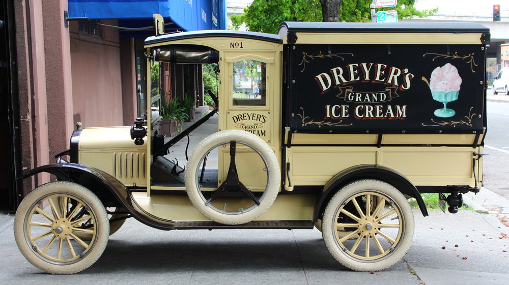 The Dreyer's Ice Cream 1920 Ford Model T delivery vehicle - Image 4 of 20
