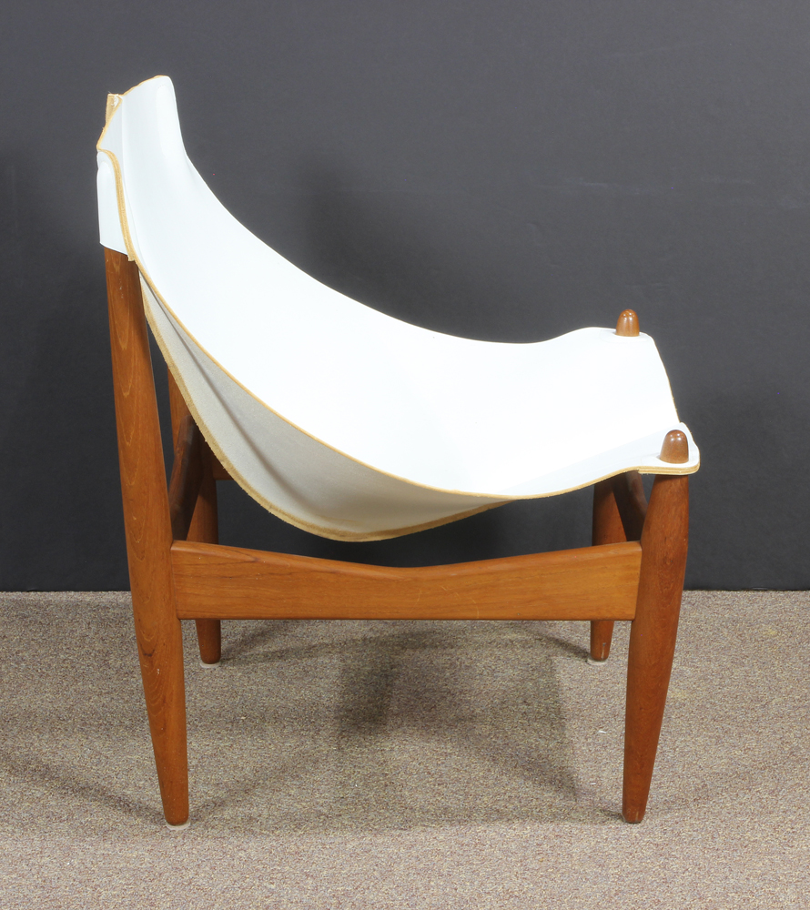 Rare Illum Wikkelso for CF Christensen Model #272 chair and ottoman, Denmark circa 1960, executed in - Image 5 of 11