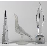 (lot of 3) French crystal sculpture group, consisting of a Baccarat obelisk with etched mark to