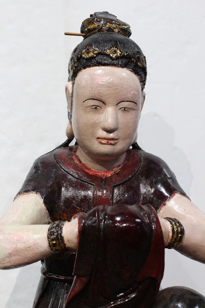 Pair of Vietnamese polychrome lacquered wooden apsaras, in a genuflection position with cloth draped - Image 5 of 6