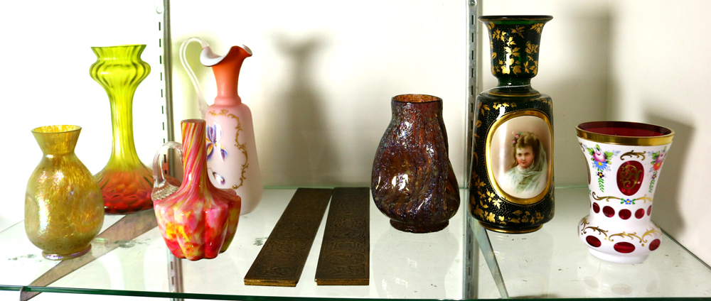 (lot of 9) Art glass group, consisting of a Continental portrait vase, having a shouldered form with