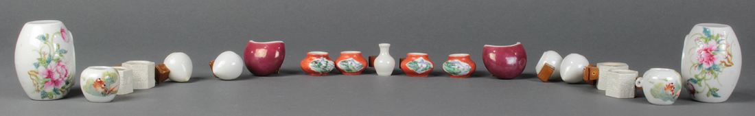 (lot of 19) Chinese porcelain bird feeders, four of white peach form; four of hexagonal form