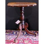 American late Federal tiger maple tilt top table circa 1815, having a shaped and highly figured