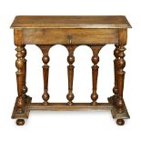 William and Mary style hall table, executed in quartersawn oak circa 1850, having a rectangular