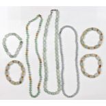 (Lot of 7) Jade bead jewelry Including 4) carved jadeite bead bracelets; together with 3) jadeite