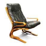 Elsa and Nordahl Soldheim for Oddvin Rykken Kengu leather lounge chair, having a bentwood frame,