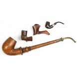 (lot of 4) Continental wood carved pipe group, consisting of a K. & P. Peterson, Dublin example
