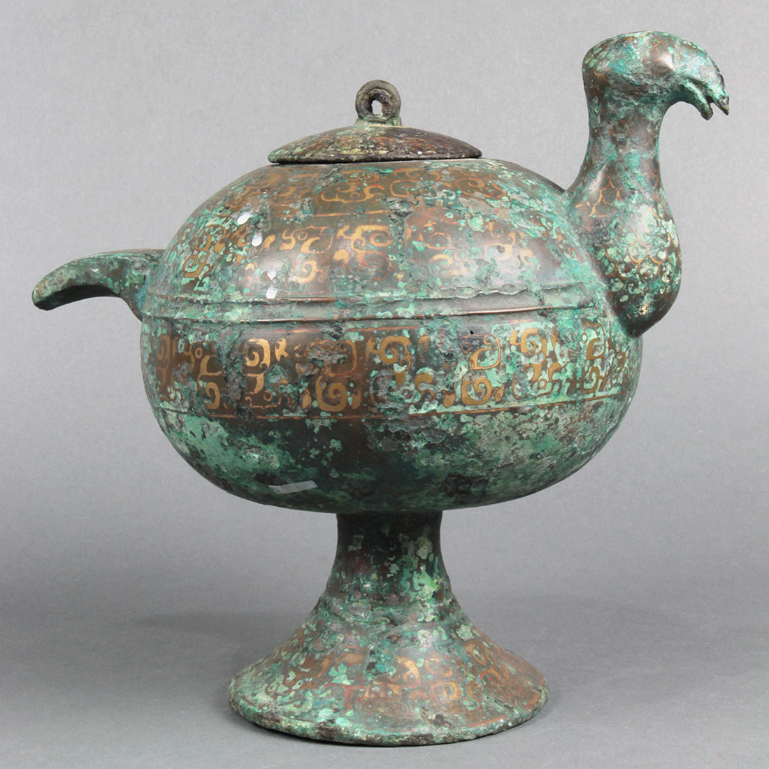 Chinese inlaid bronze archaistic lidded vessel, of bird form with an globular body raised on a - Image 2 of 4