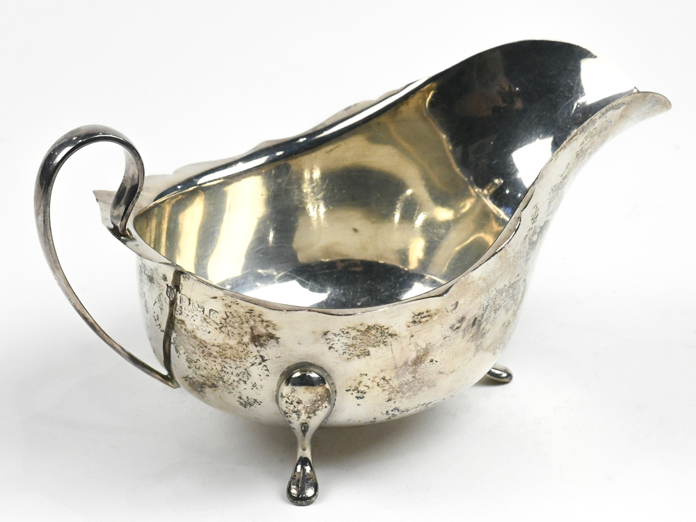 English Georgian style sterling silver gravy pitcher