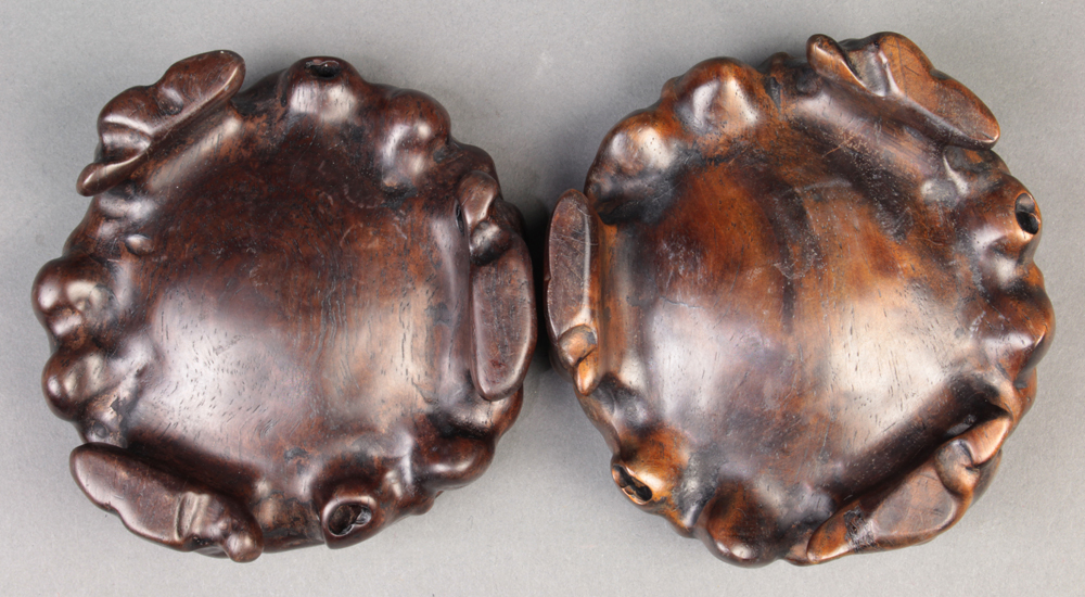 (lot of 2) Chinese hardwood lidded censers, each of the lids of lotus pod form, 4"w - Image 6 of 6