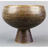Japanese Kozan ceramic footed bowl, 20th century, having a green-dark brown rim marked "Kozan,"