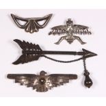 (Lot of 4) Silver brooches Including 1) silver H & T arrow brooch (marked REG 30, March 1848); 1)