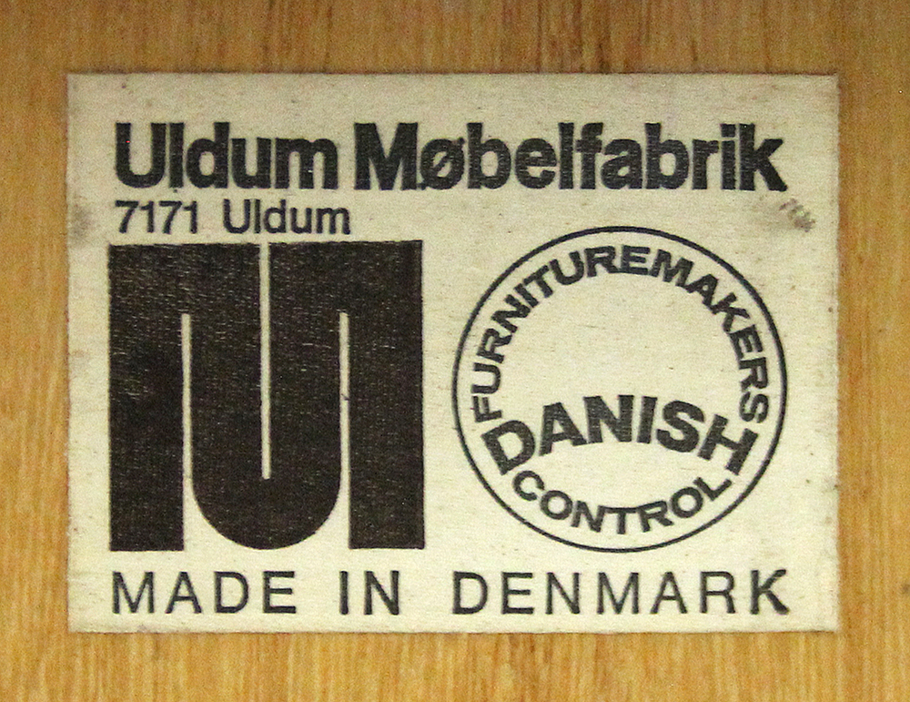 (lot of 7) Danish Modern Johannes Andersen for Uldum Møbelfabrik dining suite, consisting of a - Image 13 of 13