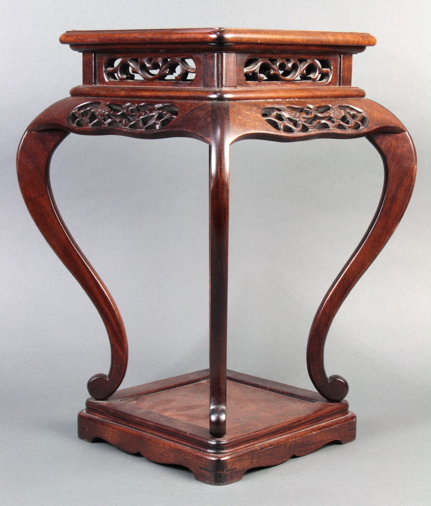 Chinese wood stand, with a square top and a pierced apron, raised on cabriole supports on a square - Image 2 of 4